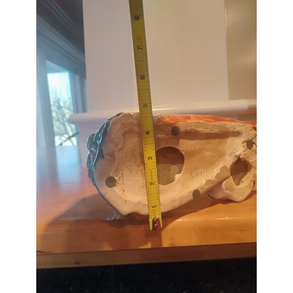 Large Vtg Majolica Pottery Easter Bunny Rabbits on a Carrot 9" x 9" - Picture 10 of 10